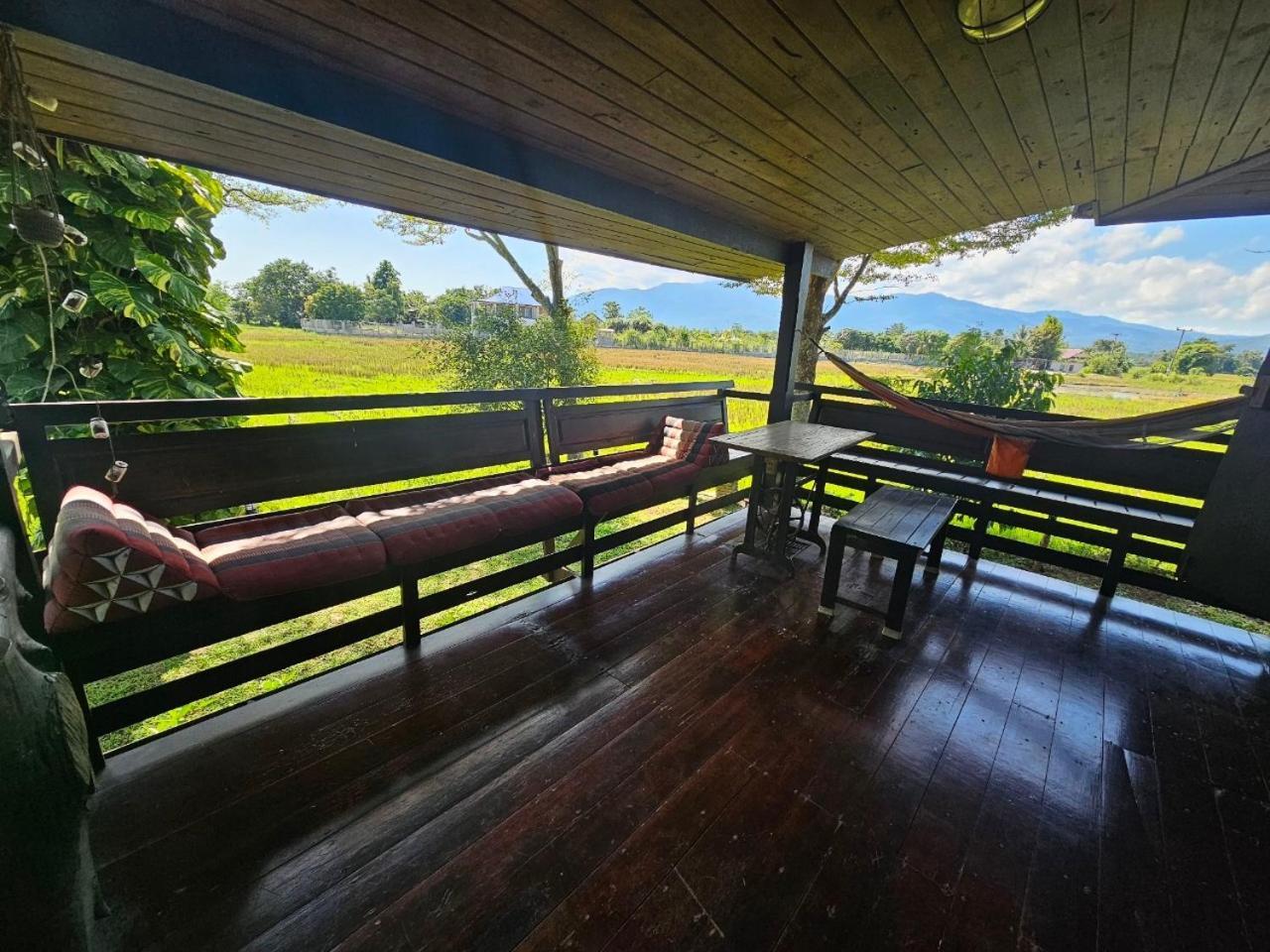 Tung Tong Homestay & Camping Mae Rim Extérieur photo